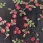Preview: Samt schwarz mit Pailletten bestickt Blumenmuster