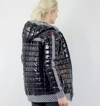 Preview: Hilco Flowerquilt rosa mit Rosen