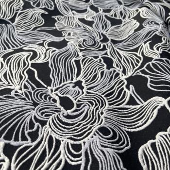 Italienischer Designerjacquard abstraktes Blütenmuster schwarz silbergrau
