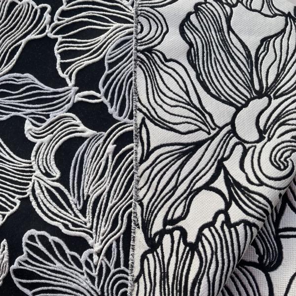 Italienischer Designerjacquard abstraktes Blütenmuster schwarz silbergrau